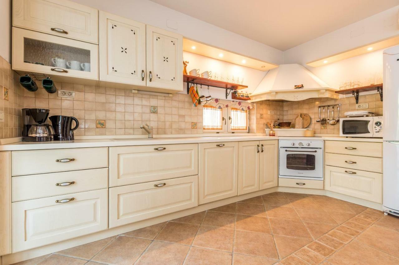 Holiday Home Harmony Žrnovnica Extérieur photo