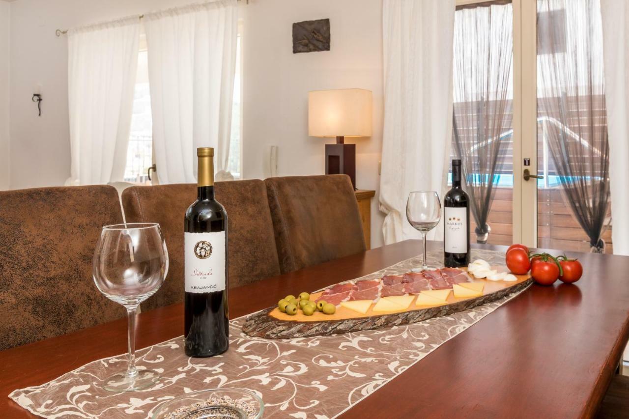 Holiday Home Harmony Žrnovnica Extérieur photo