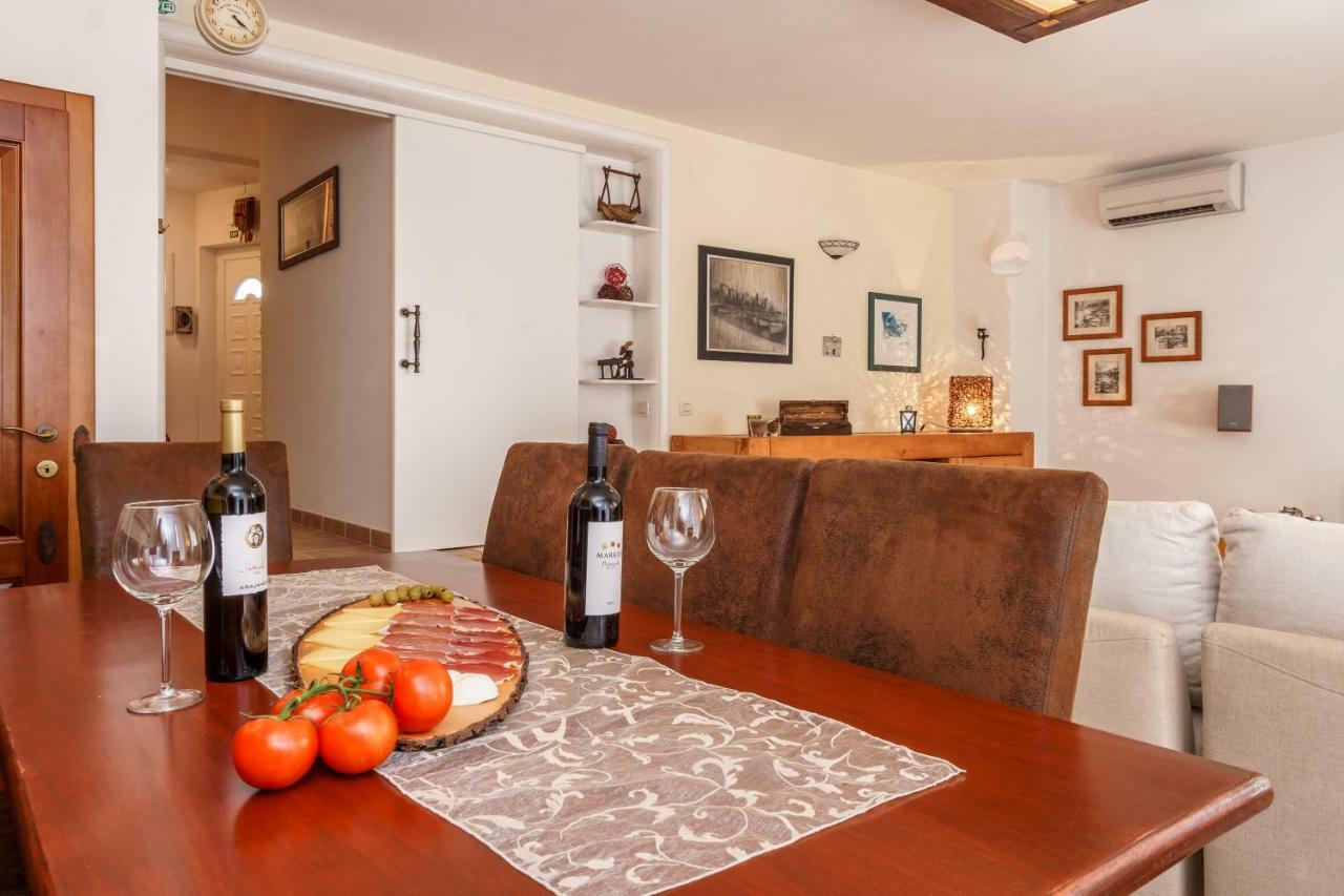 Holiday Home Harmony Žrnovnica Extérieur photo