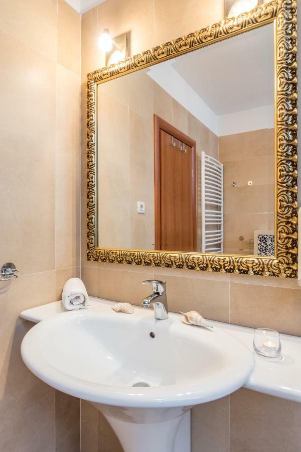 Holiday Home Harmony Žrnovnica Extérieur photo
