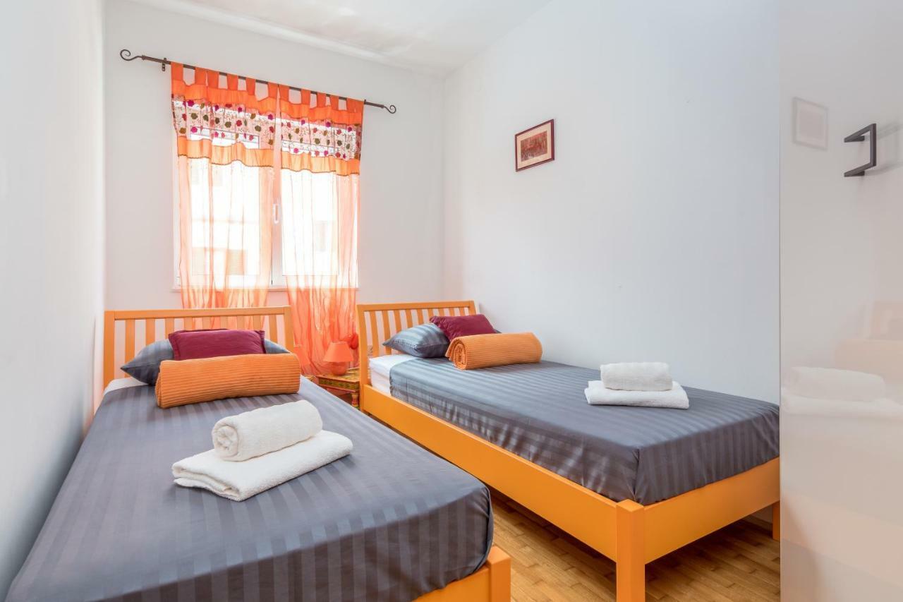 Holiday Home Harmony Žrnovnica Extérieur photo